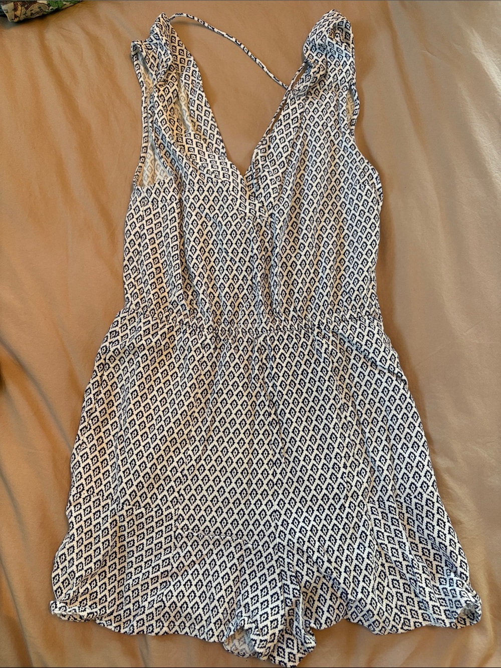Tigerlily Printed V-Neck Romper in Navy and White